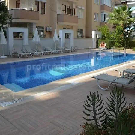 Апартаменты 1+1 В 200М От Пляжа Клеопатры /3 Alanya