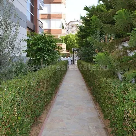 Διαμέρισμα Апартаменты 1+1 В 200М От Пляжа Клеопатры /3 Αλάνια