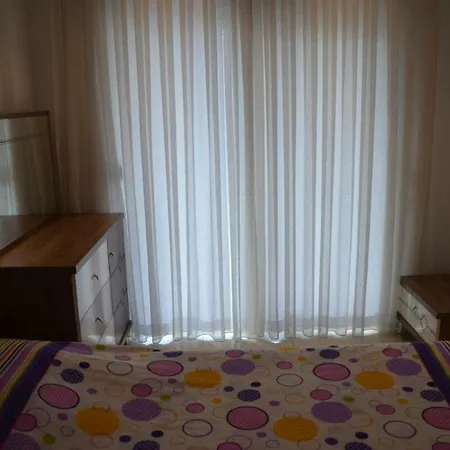 Апартаменты 1+1 В 200М От Пляжа Клеопатры /3 Daire